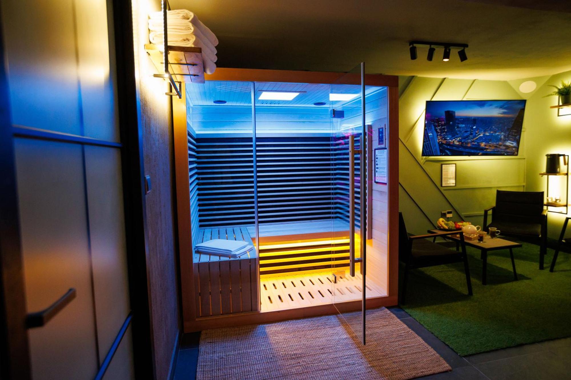 Leo Apartment Suite & Private Spa Zone - Old City Bratislava Ngoại thất bức ảnh
