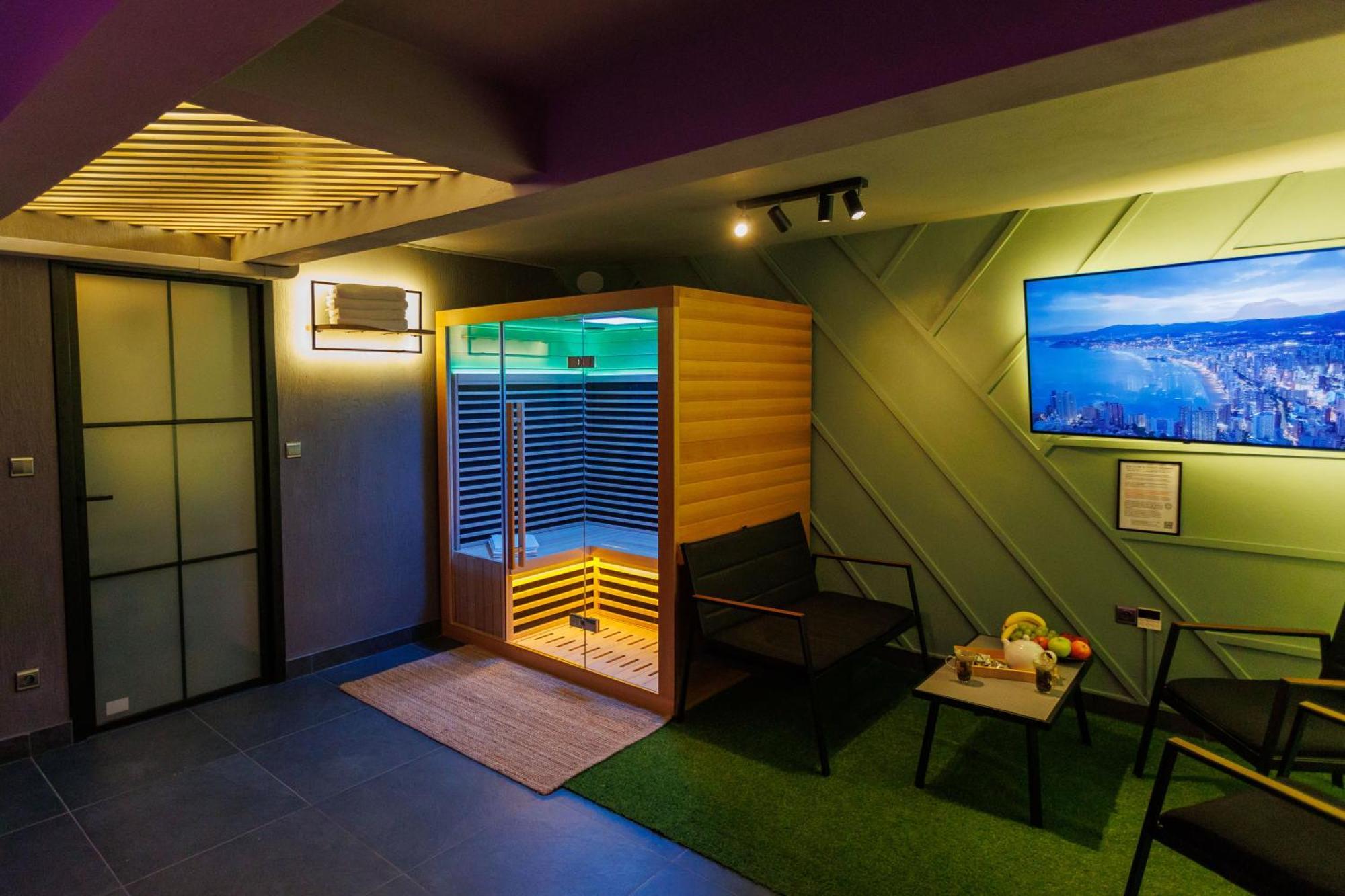 Leo Apartment Suite & Private Spa Zone - Old City Bratislava Ngoại thất bức ảnh